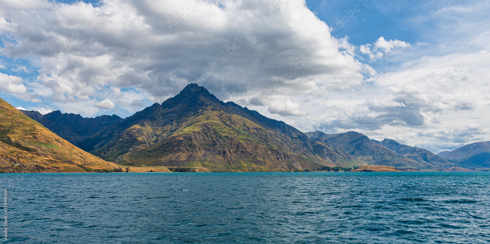 View of Lake Wakatipu from Queenstown in New Zealands south island