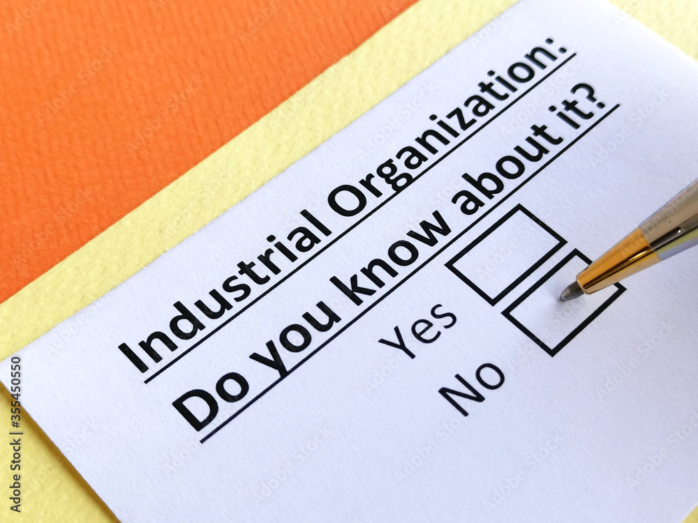 Obraz premium Questionnaire about industry