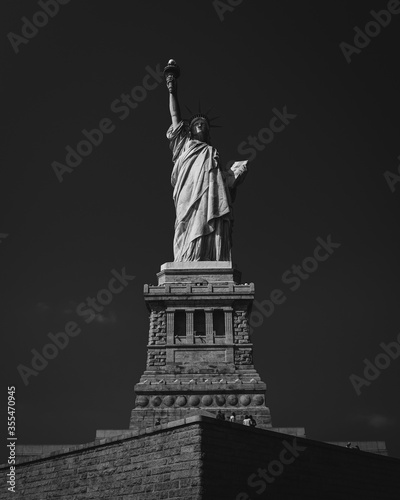 Statue of liberty in black and white