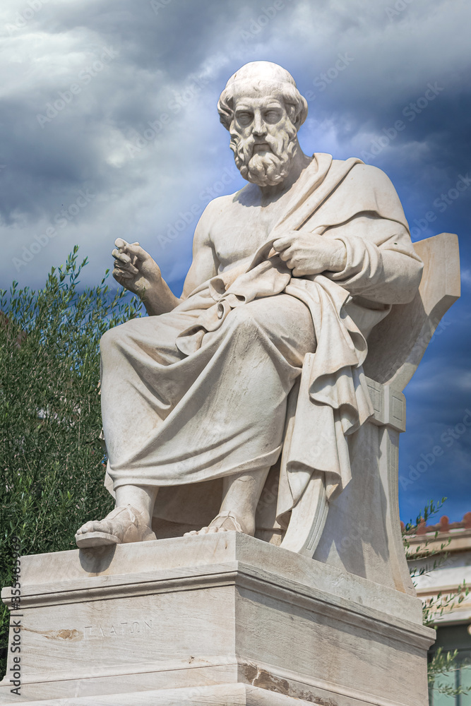 Fototapeta premium Greek Philosopher Plato statue