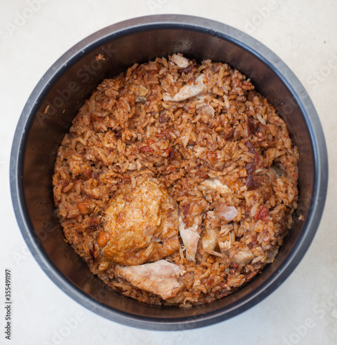 An image of Iraqi slow cooked chicken and rice