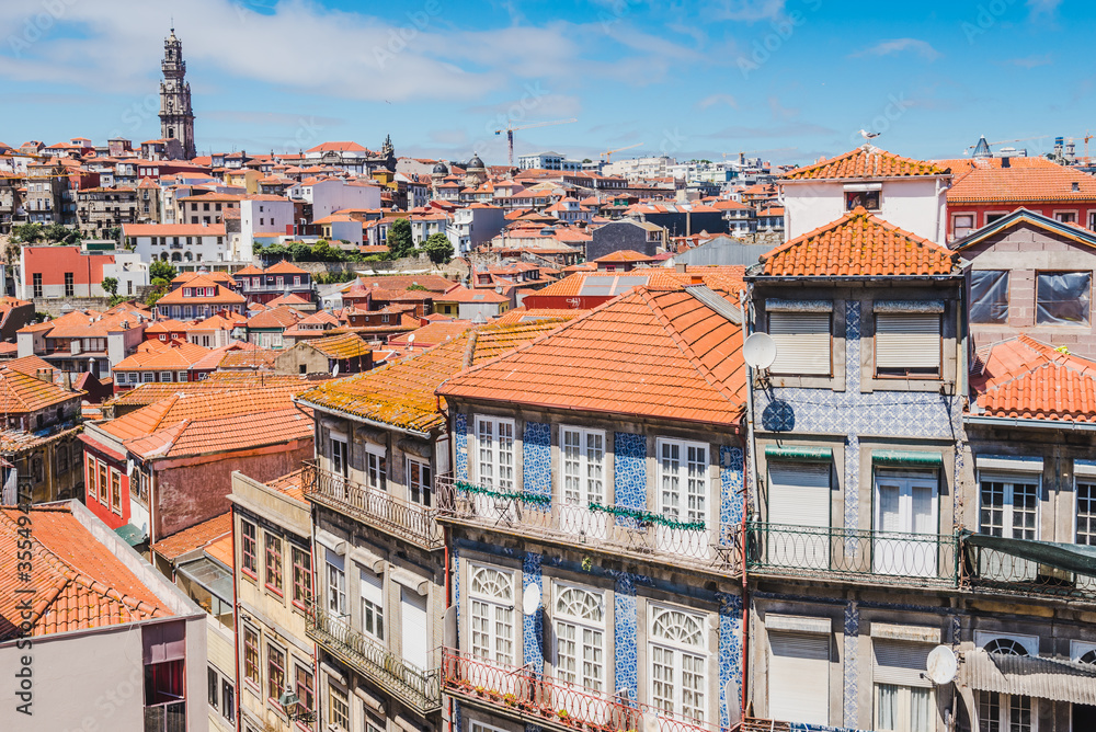 Naklejka premium Oporto, Portugal old town panoramic view.