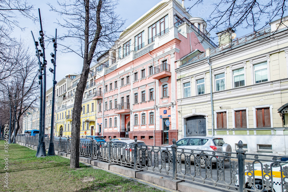 Fototapeta premium Streets of the center of Moscow on a spring day with clouds.