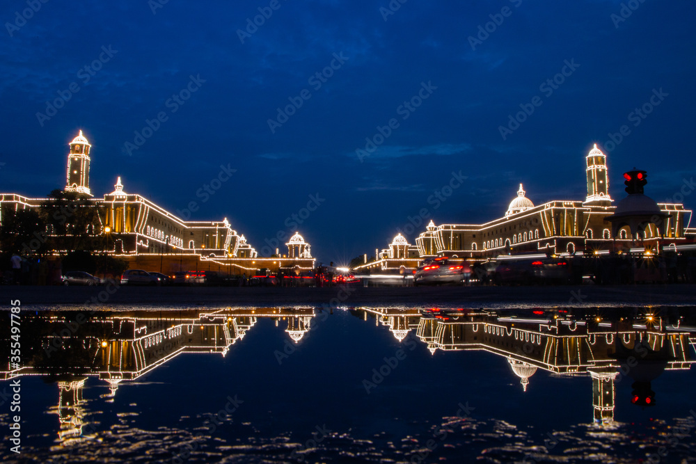 Fototapeta premium Reflection of Indian President's Estate, Rashtrapati Bhawan in Lutyen's Delhi, New Delhi, India during monsoon.