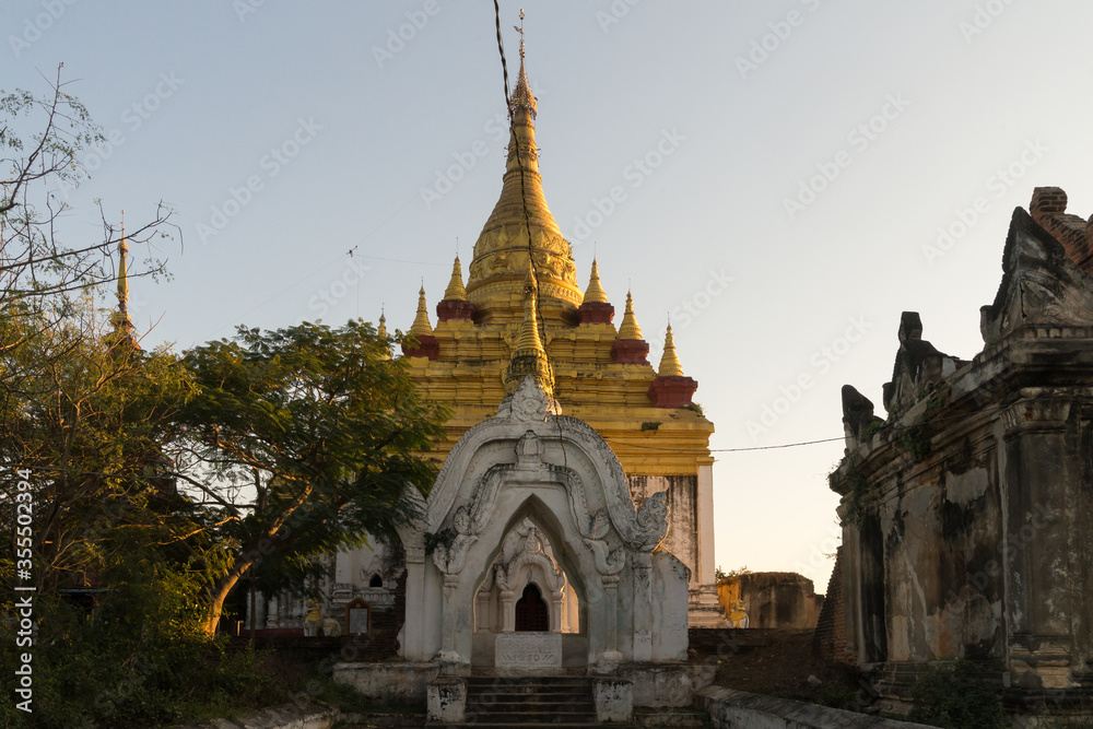 The Sandamuni Pagoda in Inwa