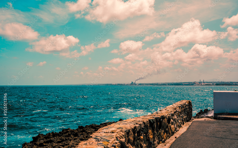 Obraz premium pier at the sea