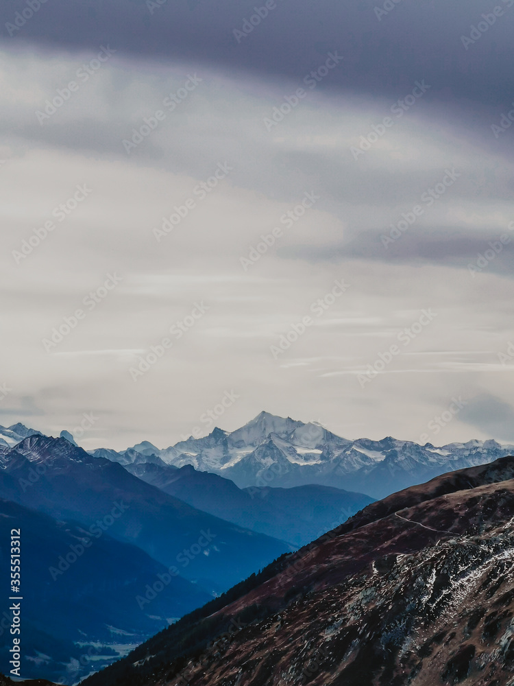 vista de los alpes suizos