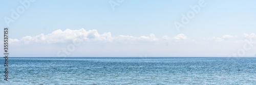 1:3 cropped sea landscape © medwedja