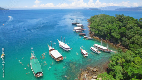 Lagoa Azul em Ilha Grande
Angra dos Reis, Rio de Janeiro, Brasil. photo