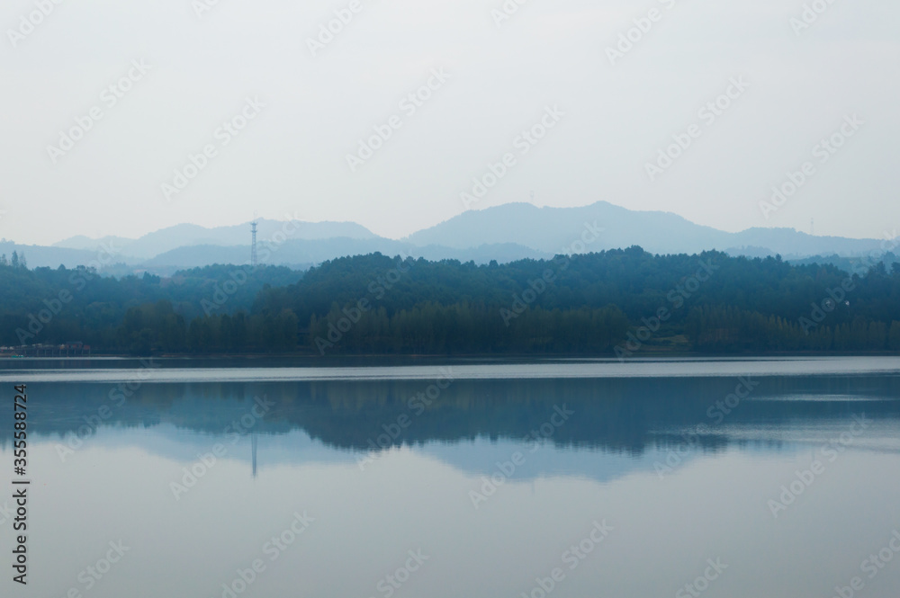 Chinese-style lake scenery