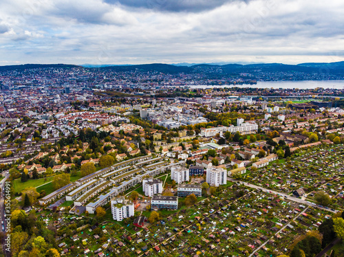 Fototapeta Naklejka Na Ścianę i Meble -  aerial view of Zurich and the lake