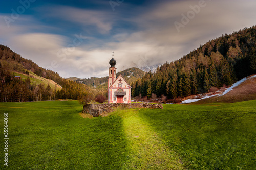 Chiesa Di San Giovanni Di Funnes