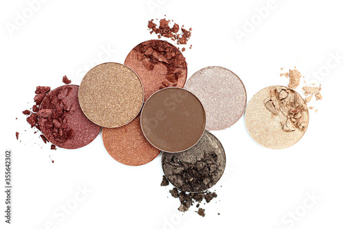 Tableau sur toile Crushed natural eyeshadow Isolated on white Background