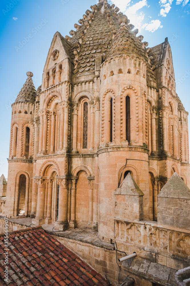Salamanca Cathedral particulars.New cathedral or Catedral Nueva in Salamanca, Castile and Leon, Spain. Salamanca Cathedral particulars.New cathedral or Catedral Nueva in Salamanca, Castile and Leon, Spain.