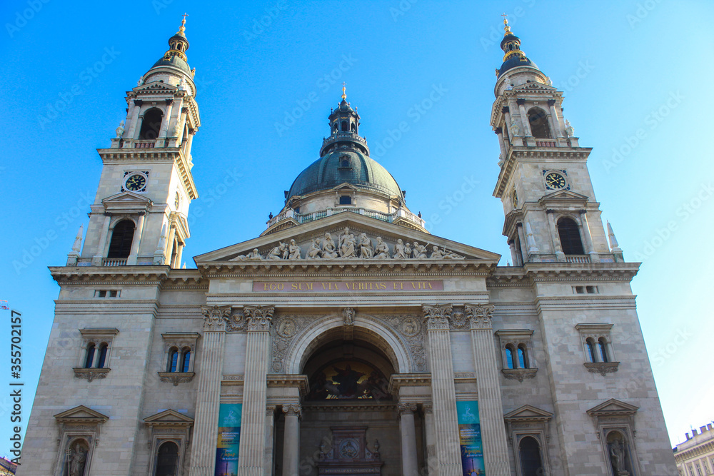 Front view of St. Stephen's Basilica in Budapest