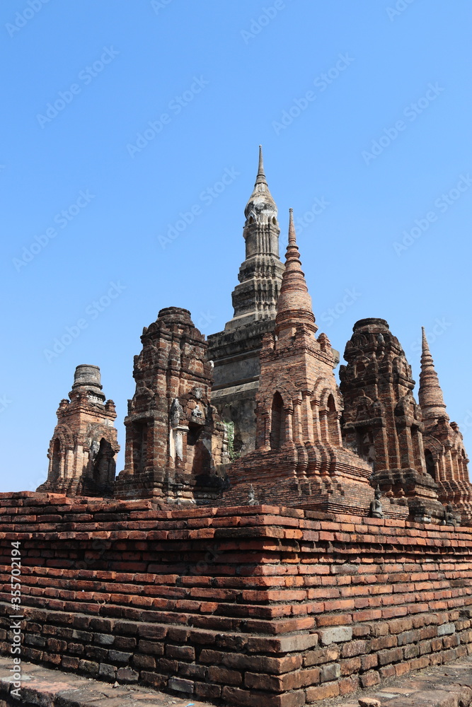 Temple en briques du parc historique de Sukhothaï, Thaïlande