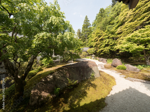 Jardines del Templo Nanzen-ji, en Kioto photo