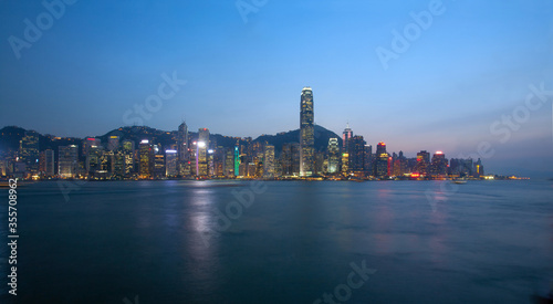 hong kong skyline © maodoltee