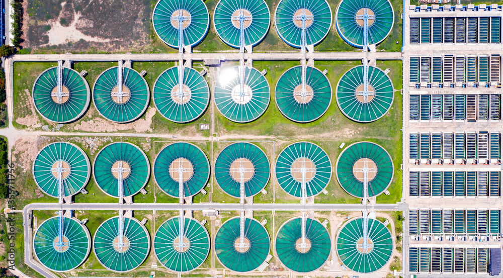 Tap water purification plant. Recirculation solid contact Clarifier