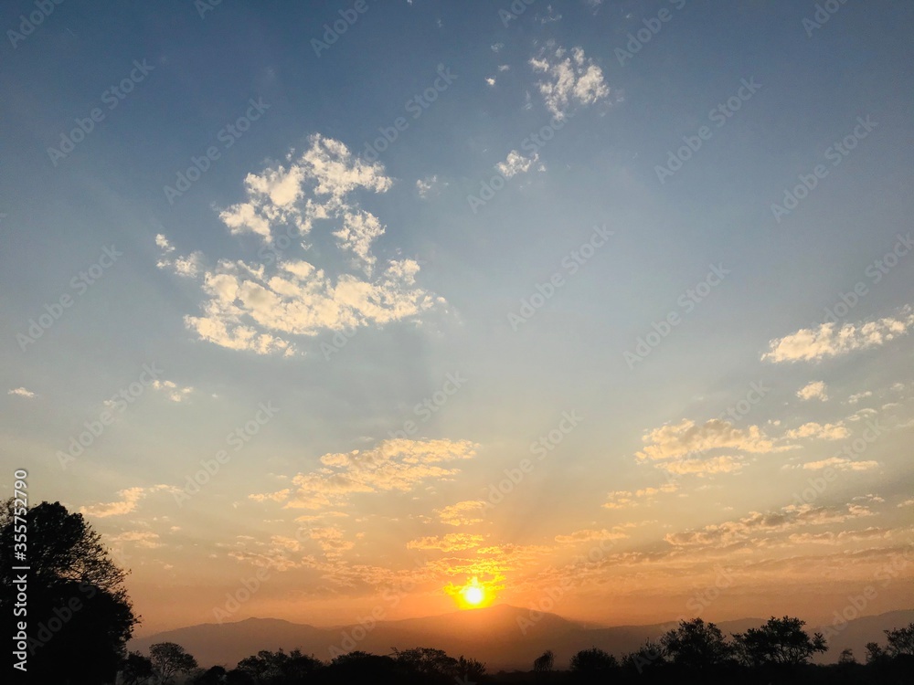 Obraz premium sunset in the sky