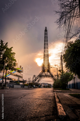 Torre del Reformador, Ciudad de Guatemala photo