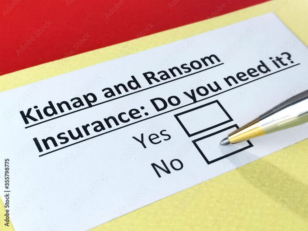 Obraz premium Questionnaire about insurance