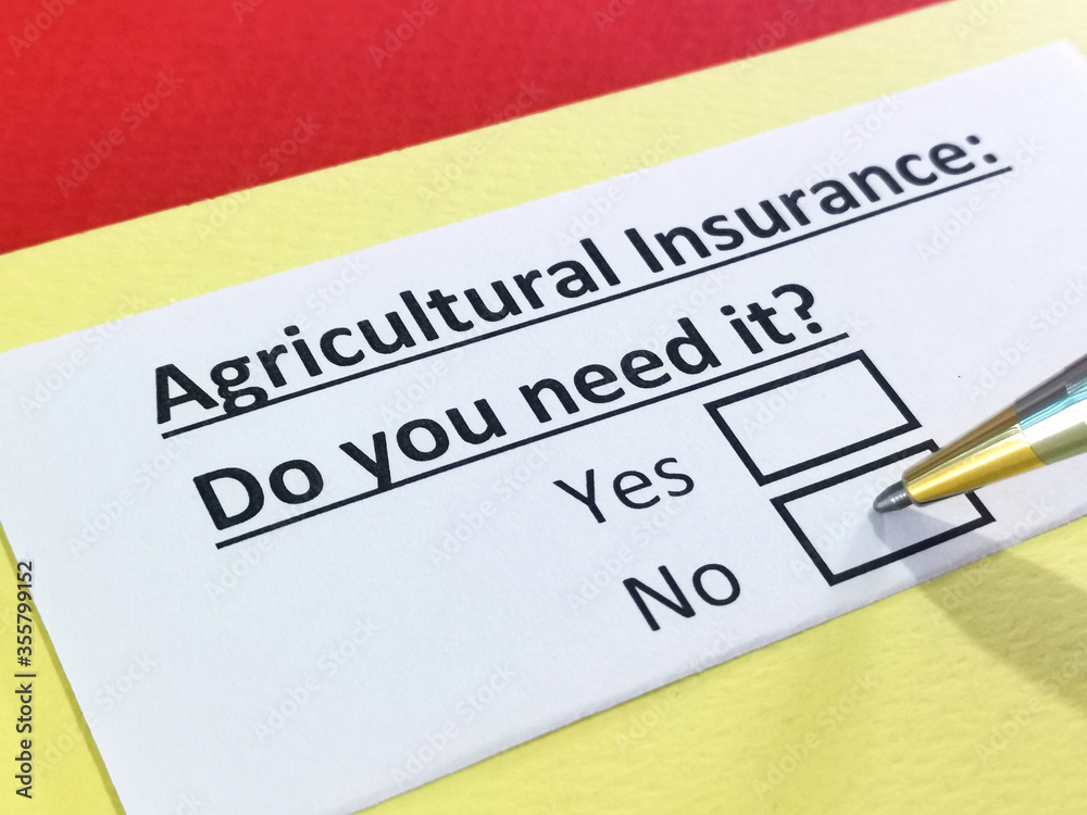 Fototapeta premium Questionnaire about insurance