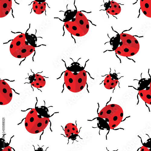 ladybug makes a seamless pattern © Tatiana