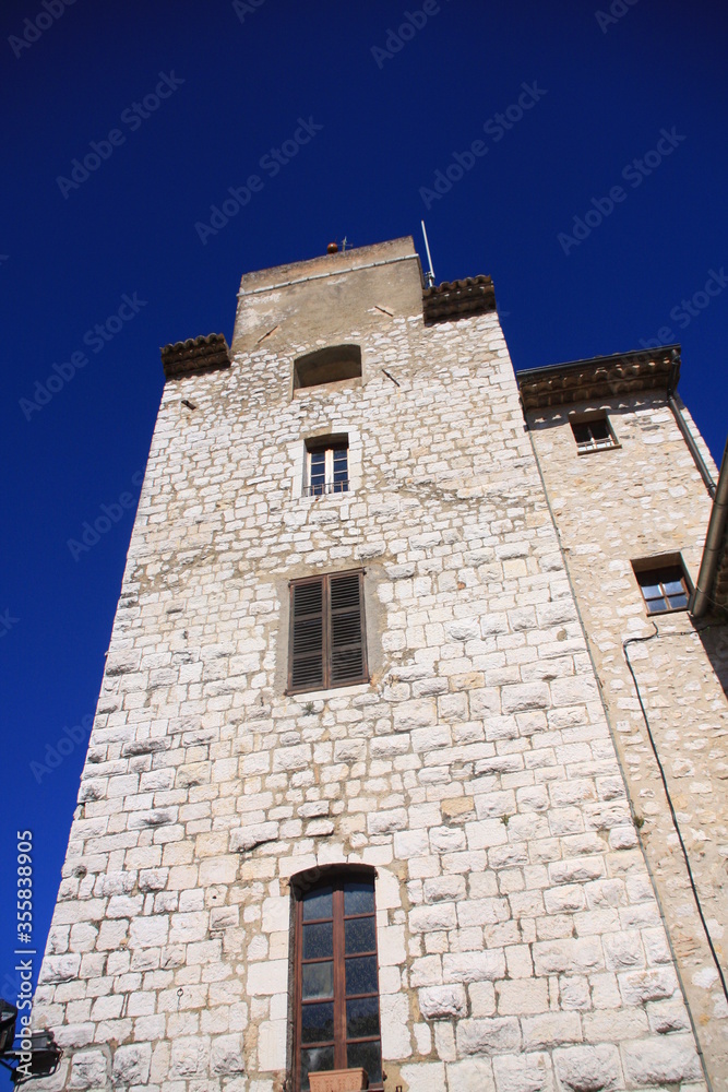 !donjon à Saint-Paul de Vence