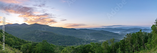 blue ridge mountains near mount mitchell and cragy gardens