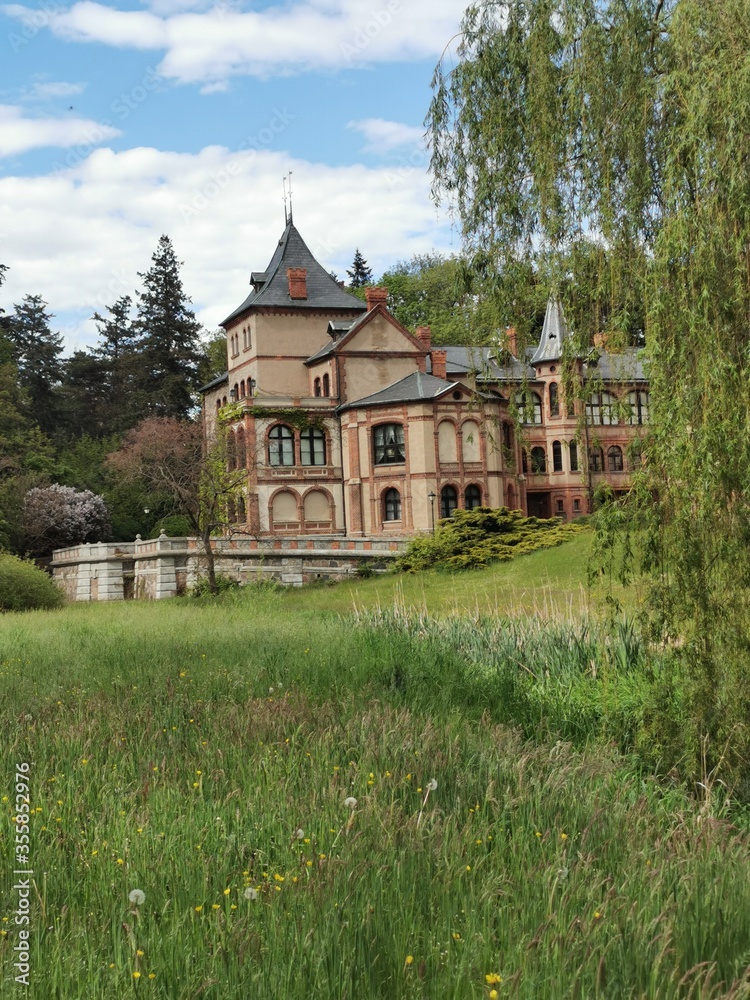 Fototapeta premium Beautiful Polish castles and wonderful nature