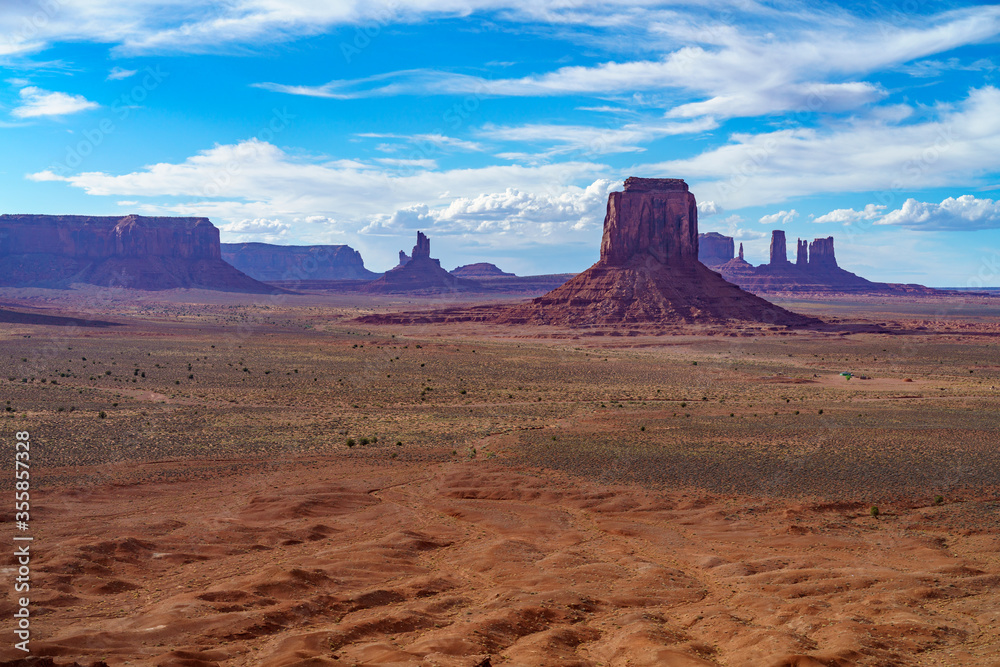 Naklejka premium sunset at artists point in monument valley, usa