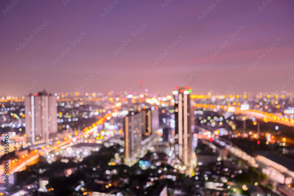 Obraz premium Abstract bokeh night garden in city background