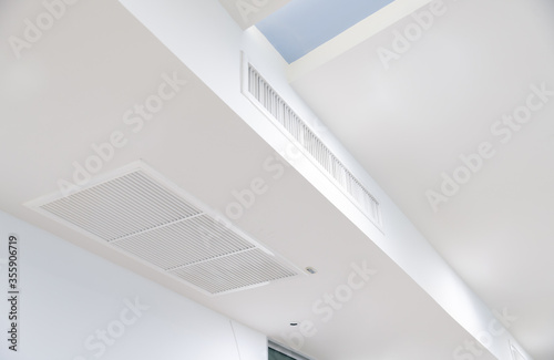 Ceiling mounted cassette type air conditioner photo