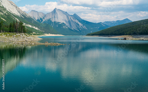 Fototapeta Naklejka Na Ścianę i Meble -  Medicine lake view inside Jasper National Park, Alberta, Canada