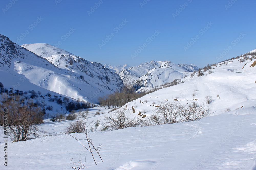 A view of the southern slopes of the Cantabrian Mountain range in winter, province of León, Spain