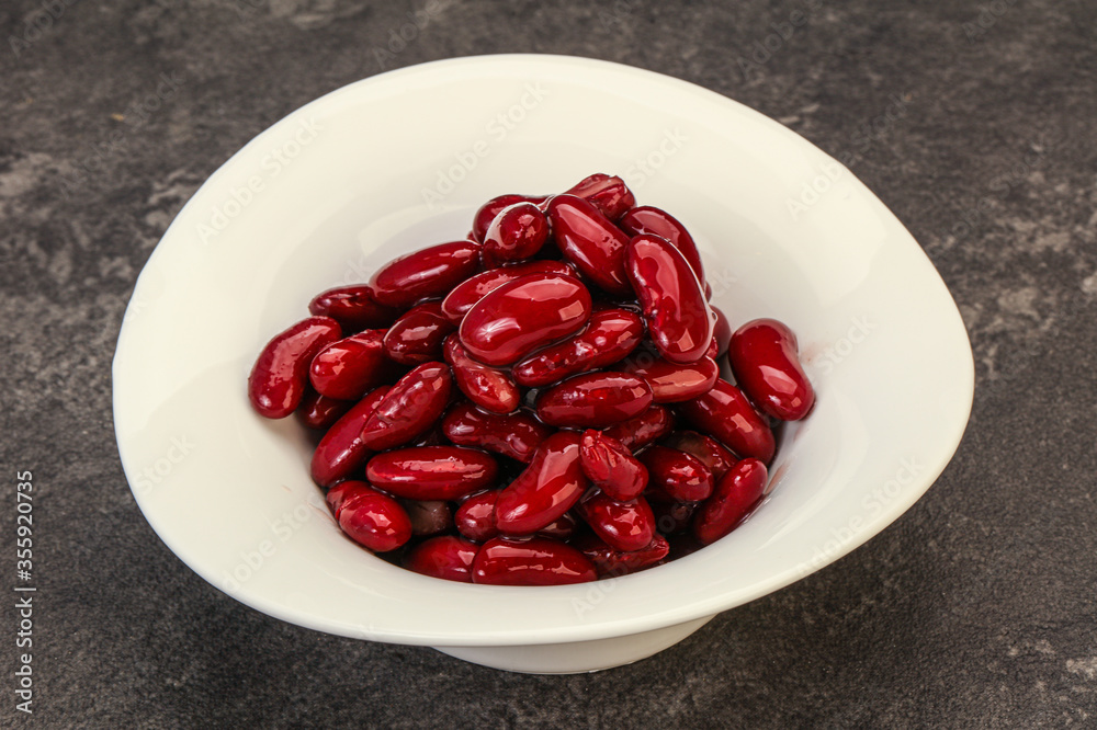 Red baked kidney in the bowl Red baked kidney in the bowl