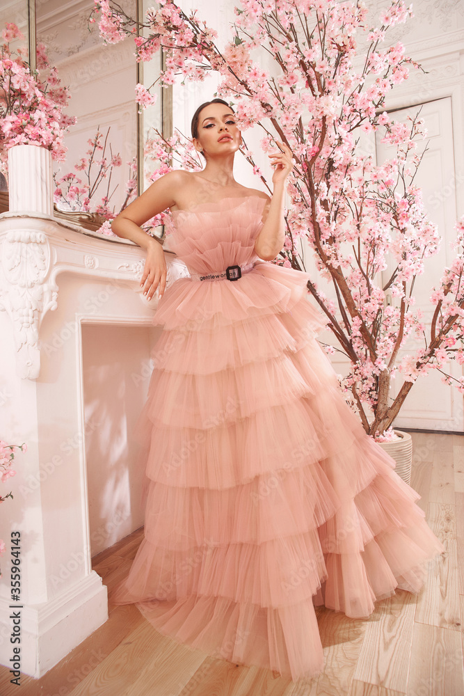 Charming ball gown with the frill-layered ombre maxi skirt ➤➤ Milla Dresses  - USA, Worldwide delivery