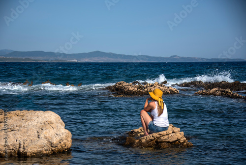 Fototapeta Naklejka Na Ścianę i Meble -  Izmir Demircili village and magnificent cliffs