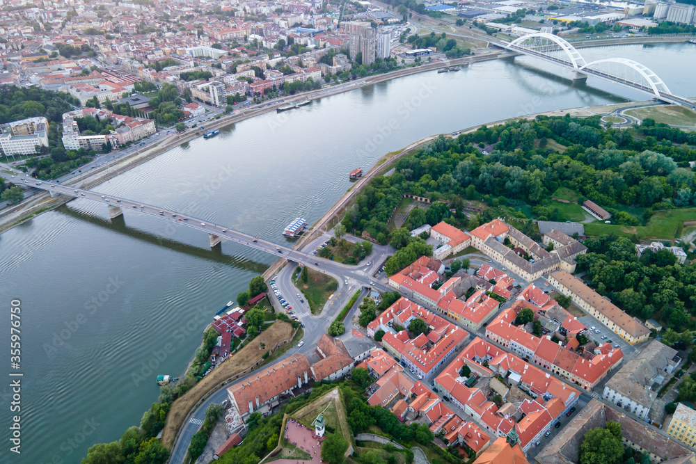 Obraz premium Bridges of the Novi Sad from the air