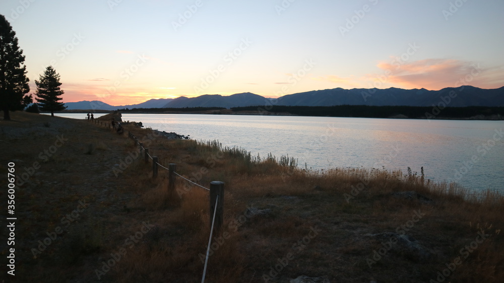 Lake Pukaki in South Island, New Zealand
sunset view
