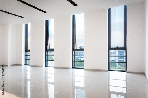Fotografia, Obraz empty corridor in the modern office building.