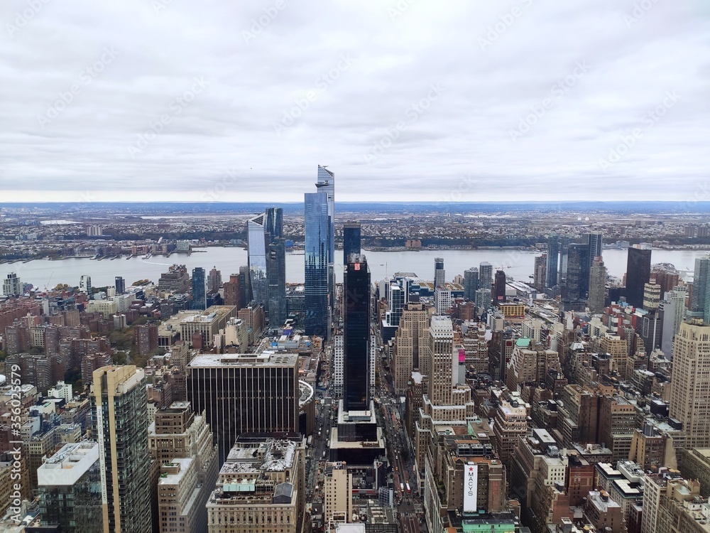 Fototapeta premium New York / Central Park / Manhattan / Autumn / Sun / Sunset / Street / eua / travel / happy / Building / skyline / people / lights