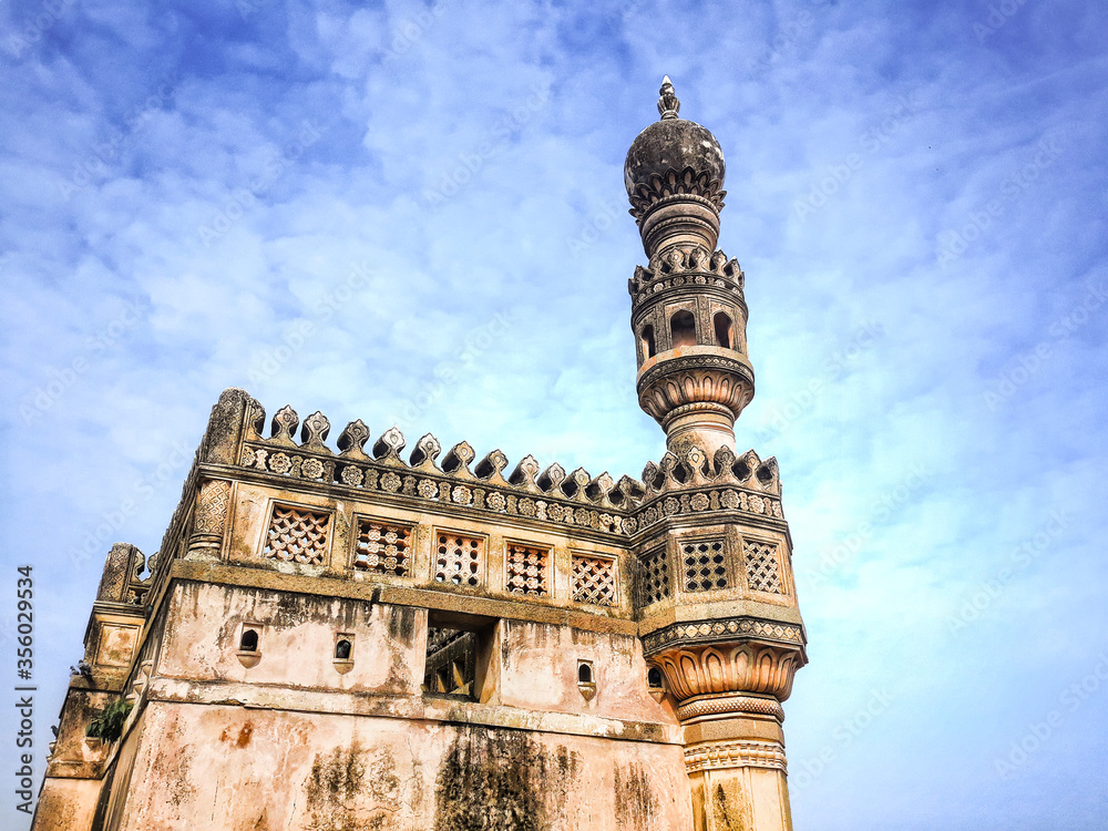 Obraz premium Old tower with best architecture 