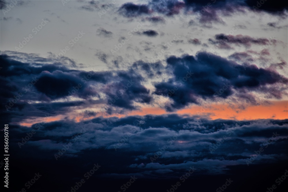 Fototapeta premium Po zachodzie słońca