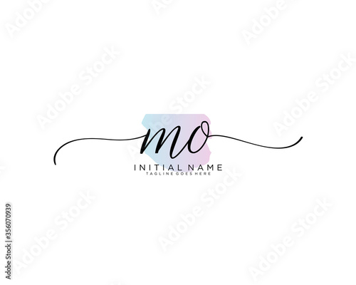 MO Initial handwriting logo vector
