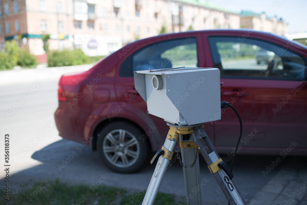 Roadside Speed Meter and vehicle Roadside Speed Meter and vehicle