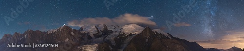 Mont blanc et voie lactée