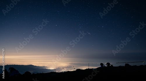 Night sky with stars waiting the sunrise © HIROSHI