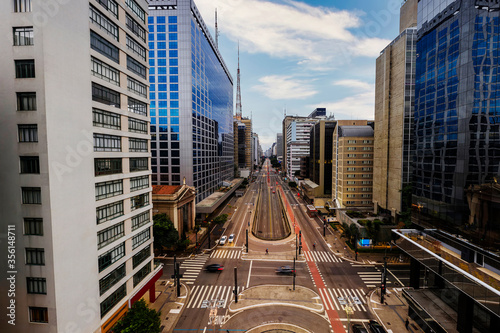 Foto aerea da avenida paulista photo